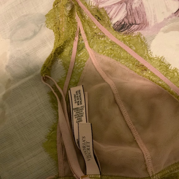 BRAND NEW! Victoria Secret Bralettes 🙂 - Picture 10 of 10